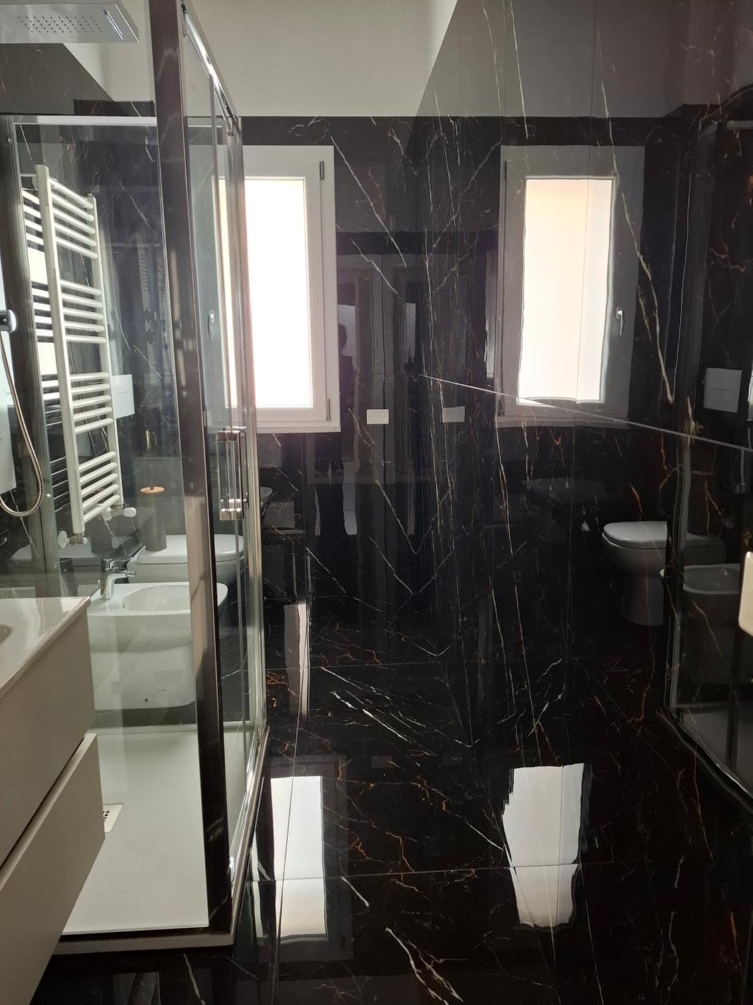 Mariam Royal Apartment & Rooms Reggio di Calabria Bagian luar foto